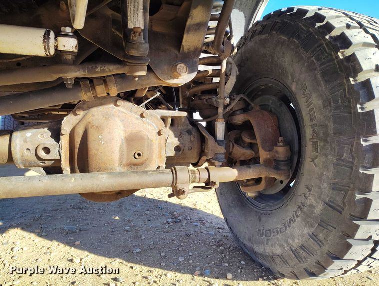 image for item DT0860 2006 Ford F350 Lariat Crew Cab pickup truck