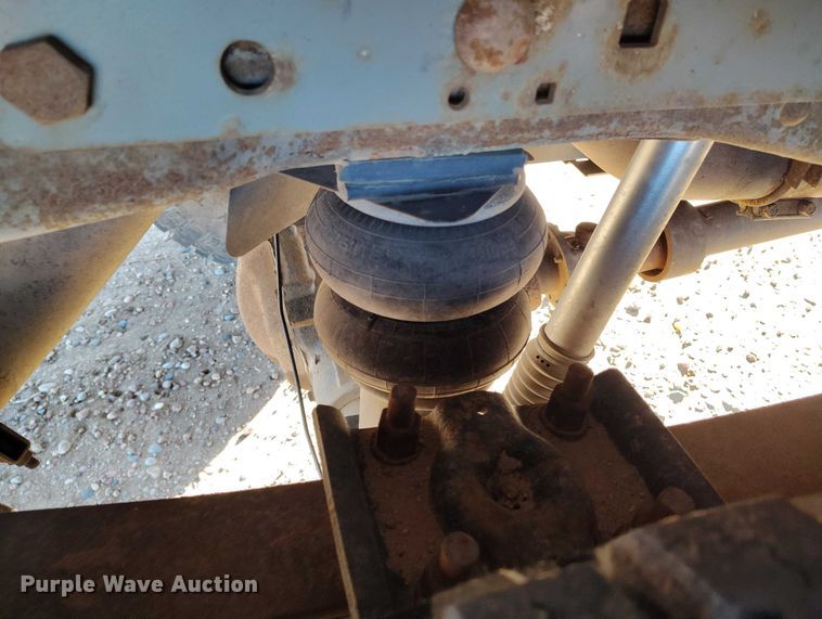 image for item DT0860 2006 Ford F350 Lariat Crew Cab pickup truck