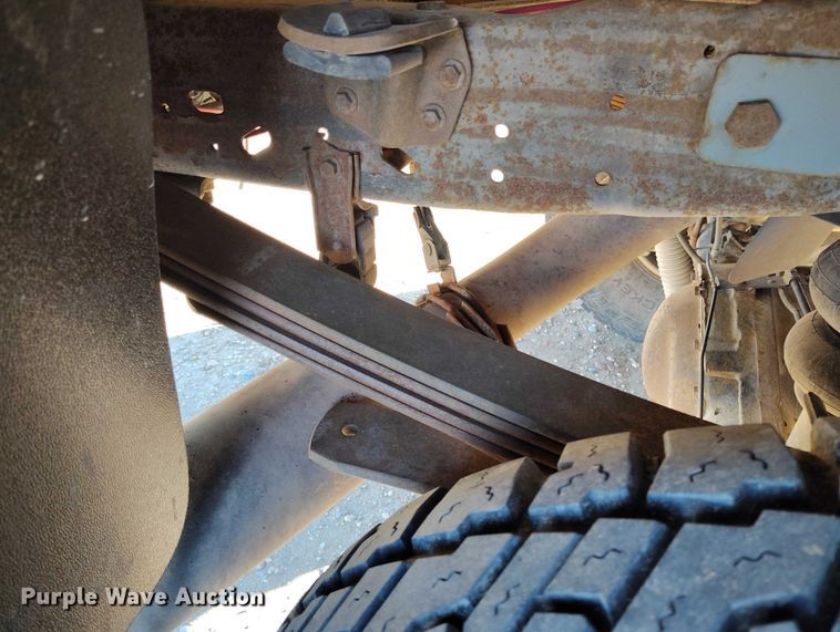 image for item DT0860 2006 Ford F350 Lariat Crew Cab pickup truck