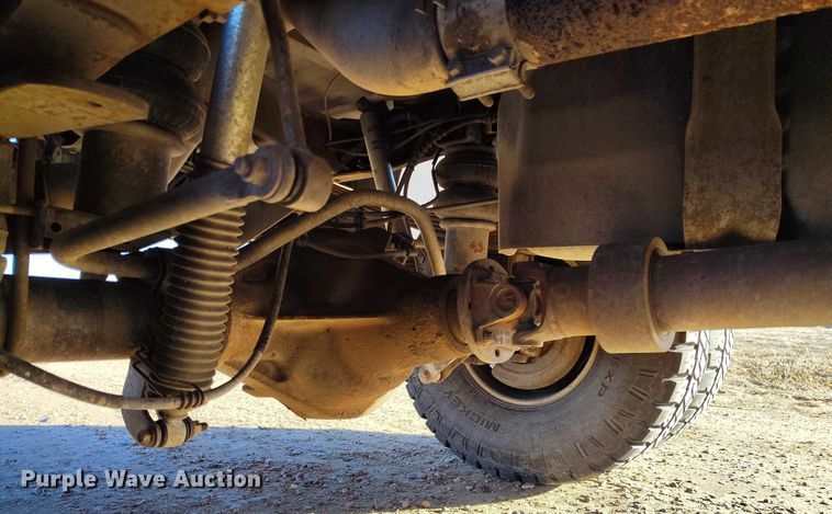 image for item DT0860 2006 Ford F350 Lariat Crew Cab pickup truck