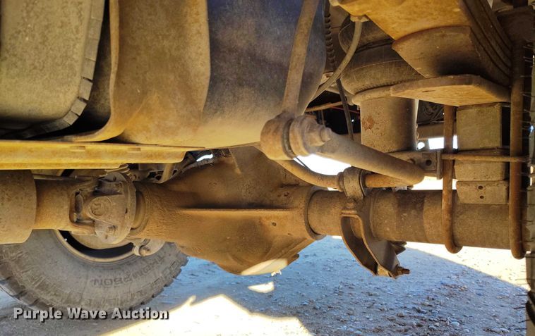 image for item DT0860 2006 Ford F350 Lariat Crew Cab pickup truck