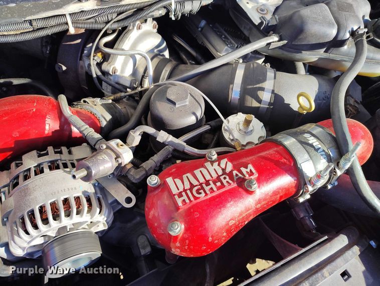 image for item DT0860 2006 Ford F350 Lariat Crew Cab pickup truck