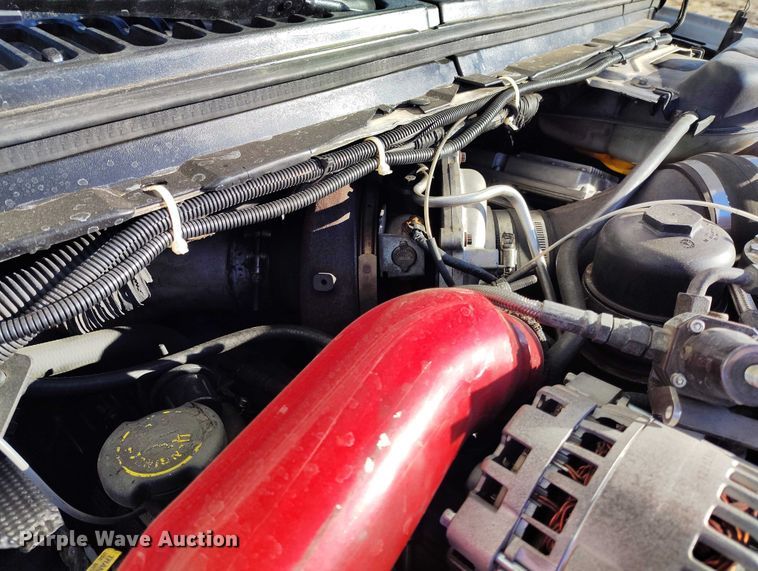 image for item DT0860 2006 Ford F350 Lariat Crew Cab pickup truck