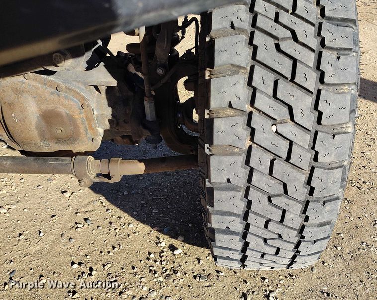 image for item DT0860 2006 Ford F350 Lariat Crew Cab pickup truck