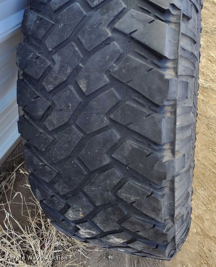 image for item DT0860 2006 Ford F350 Lariat Crew Cab pickup truck