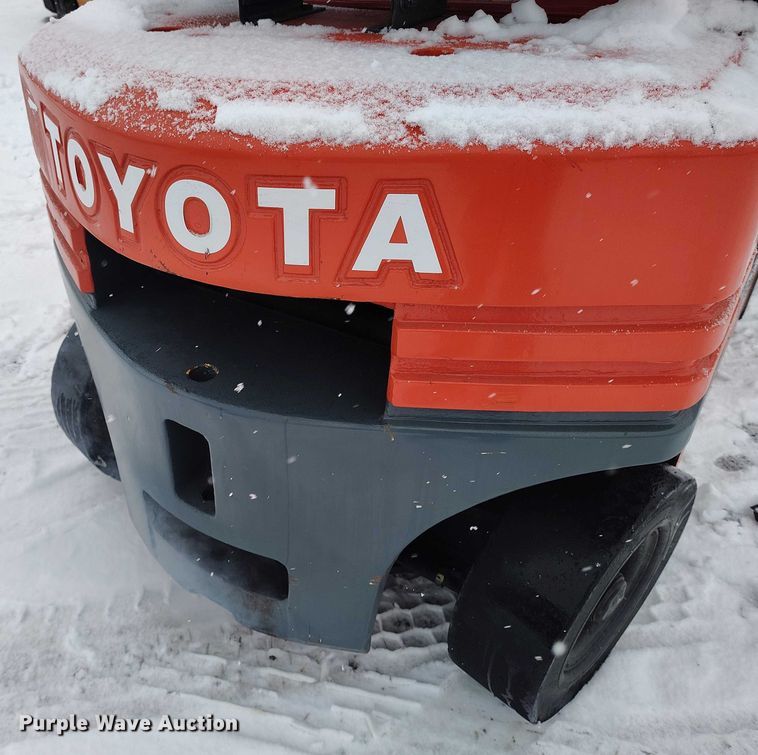 image for item DT0876 Toyota 42-5FG29 forklift