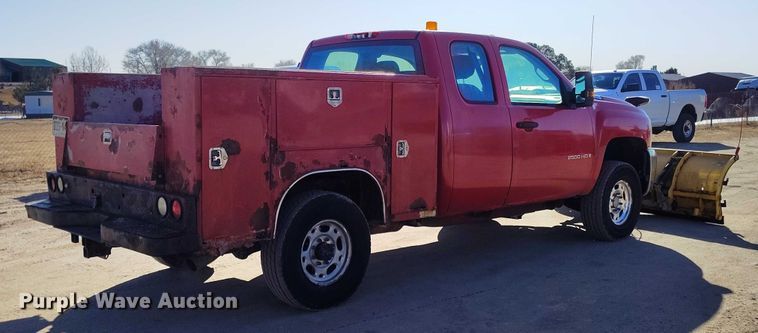 image for item DT0891 2008 Chevrolet Silverado 2500HD Ext. Cab utility bed pickup truck