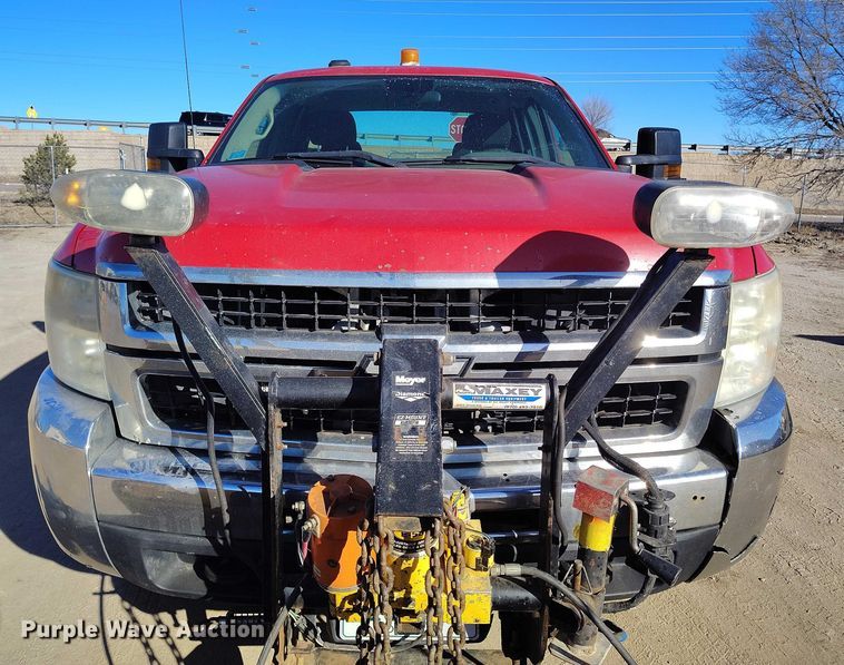 image for item DT0891 2008 Chevrolet Silverado 2500HD Ext. Cab utility bed pickup truck