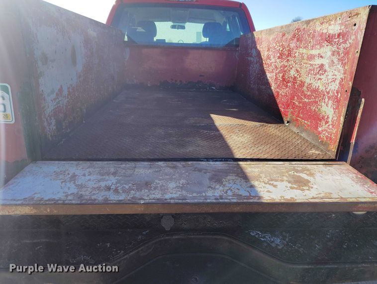 image for item DT0891 2008 Chevrolet Silverado 2500HD Ext. Cab utility bed pickup truck