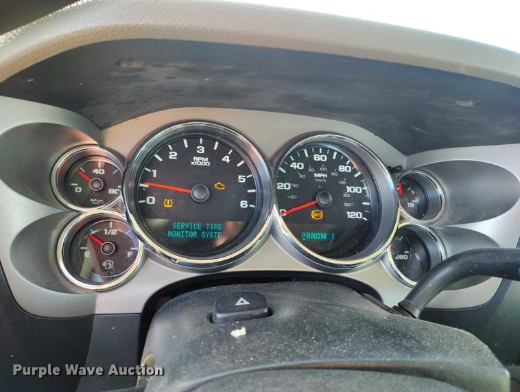 image for item DT0891 2008 Chevrolet Silverado 2500HD Ext. Cab utility bed pickup truck