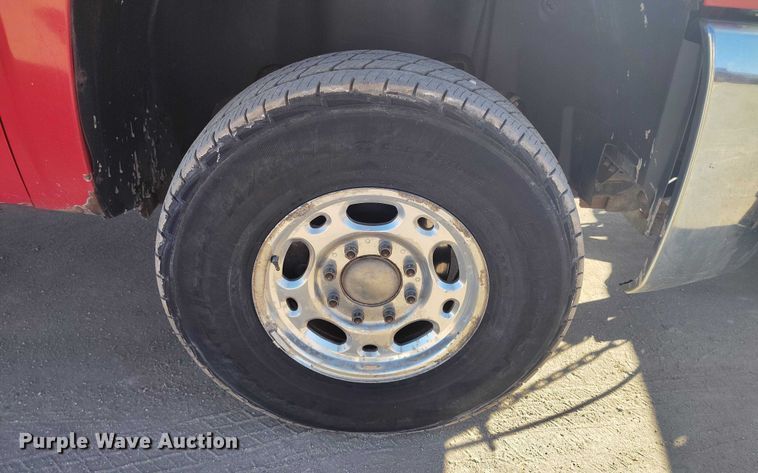 image for item DT0891 2008 Chevrolet Silverado 2500HD Ext. Cab utility bed pickup truck