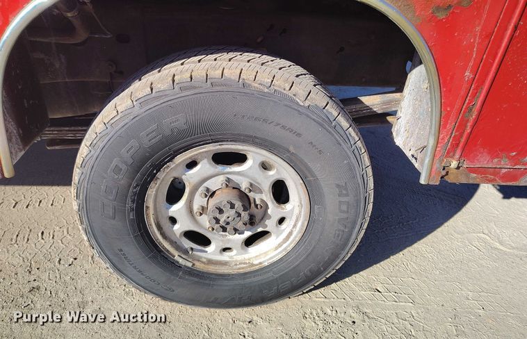 image for item DT0891 2008 Chevrolet Silverado 2500HD Ext. Cab utility bed pickup truck