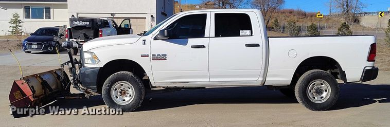 image for item DT0892 2014 RAM 2500 Crew Cab pickup truck