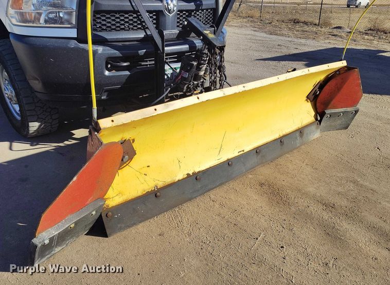 image for item DT0892 2014 RAM 2500 Crew Cab pickup truck