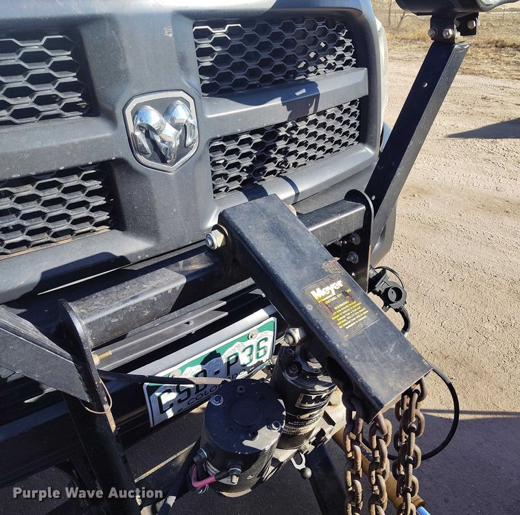 image for item DT0892 2014 RAM 2500 Crew Cab pickup truck