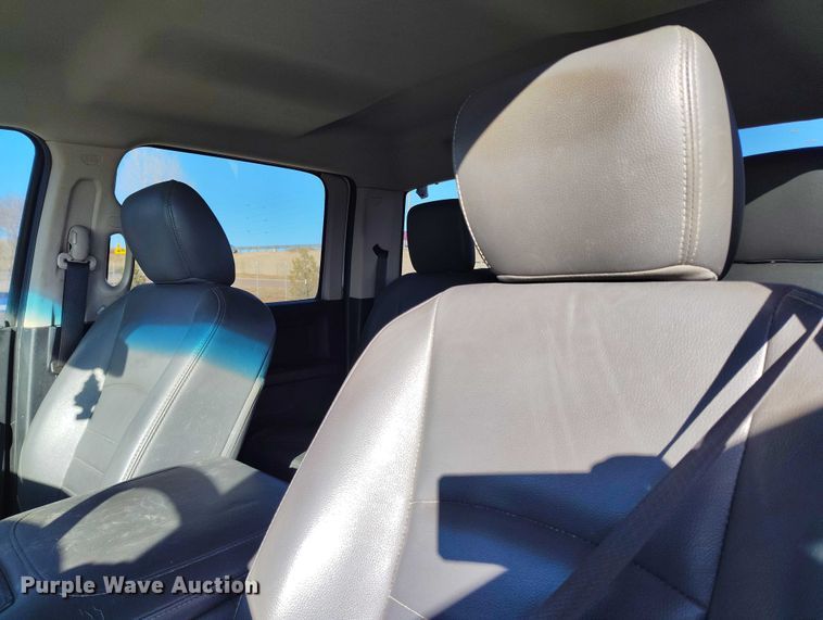 image for item DT0892 2014 RAM 2500 Crew Cab pickup truck