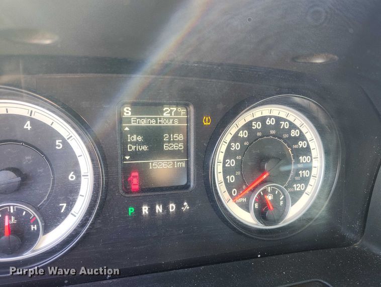 image for item DT0892 2014 RAM 2500 Crew Cab pickup truck