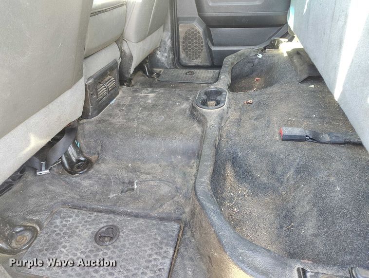 image for item DT0892 2014 RAM 2500 Crew Cab pickup truck