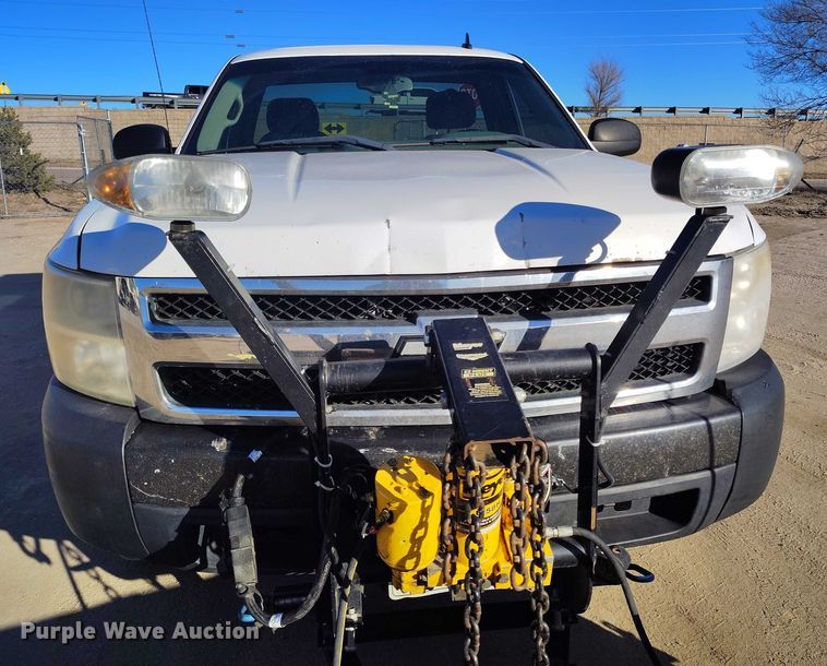 image for item DT0893 2008 Chevrolet Silverado 1500 pickup truck