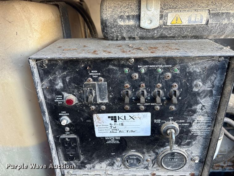 image for item DT2789 (4) light plants