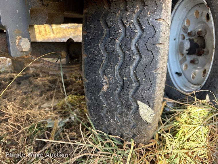 image for item DT2791 (2) light plants