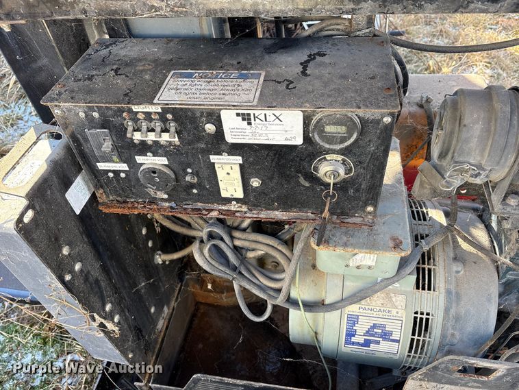 image for item DT2791 (2) light plants