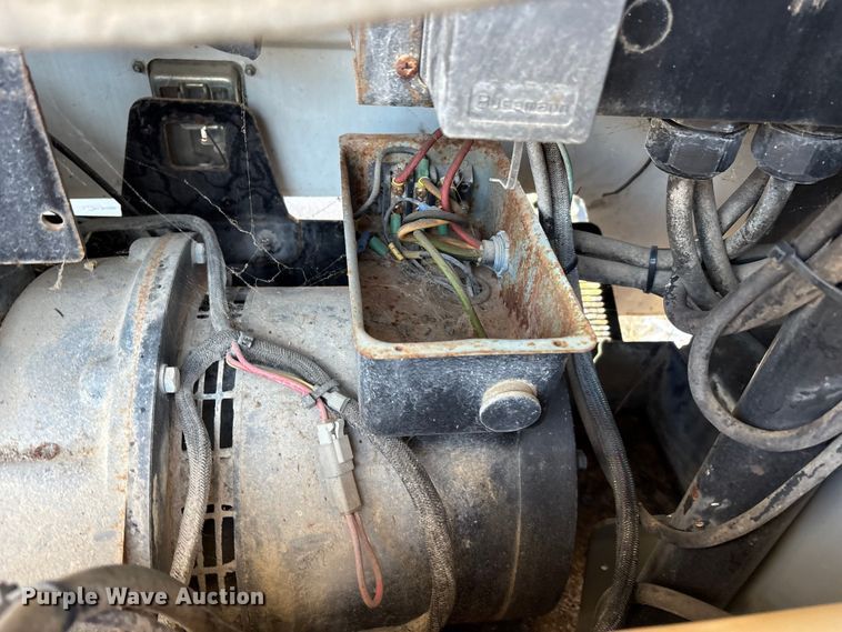 image for item DT2797 (4) light plants