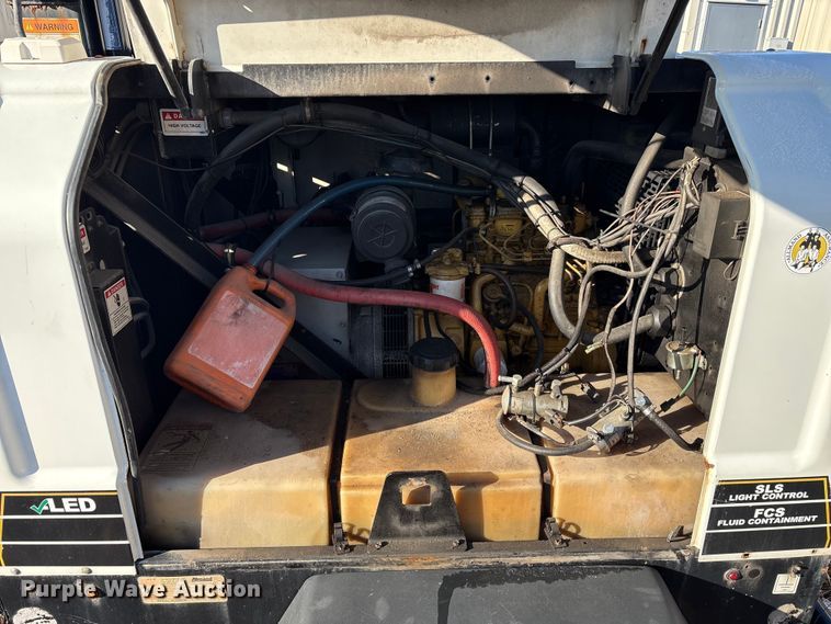 image for item DT2819  (2) Allmand Bros Maxi-Lite 2 V light plants