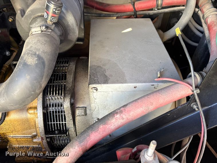 image for item DT2819  (2) Allmand Bros Maxi-Lite 2 V light plants