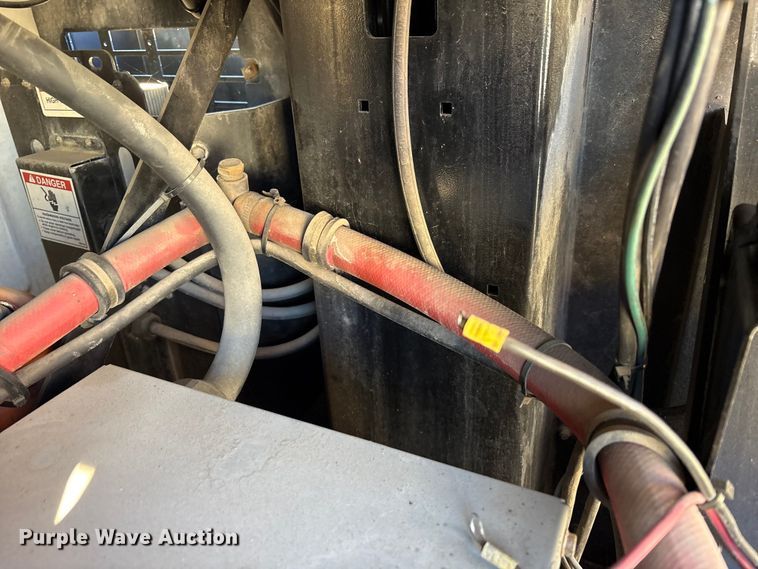 image for item DT2819  (2) Allmand Bros Maxi-Lite 2 V light plants