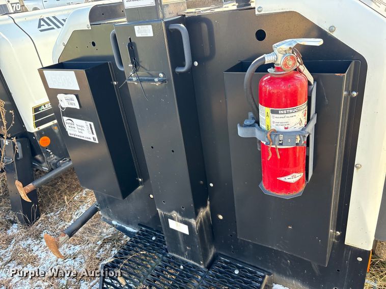 image for item DT2819  (2) Allmand Bros Maxi-Lite 2 V light plants