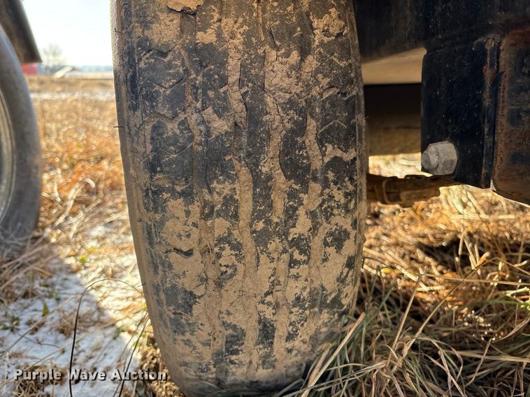 image for item DT2819  (2) Allmand Bros Maxi-Lite 2 V light plants