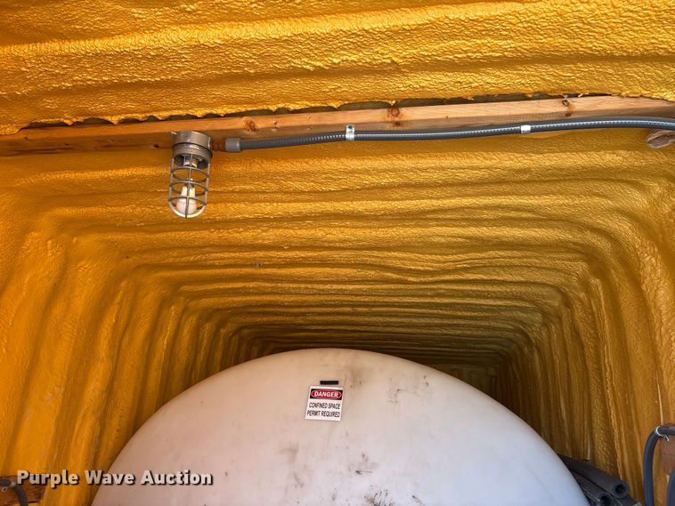 image for item DT2824 Storage container