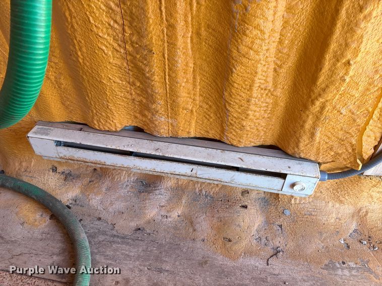 image for item DT2824 Storage container