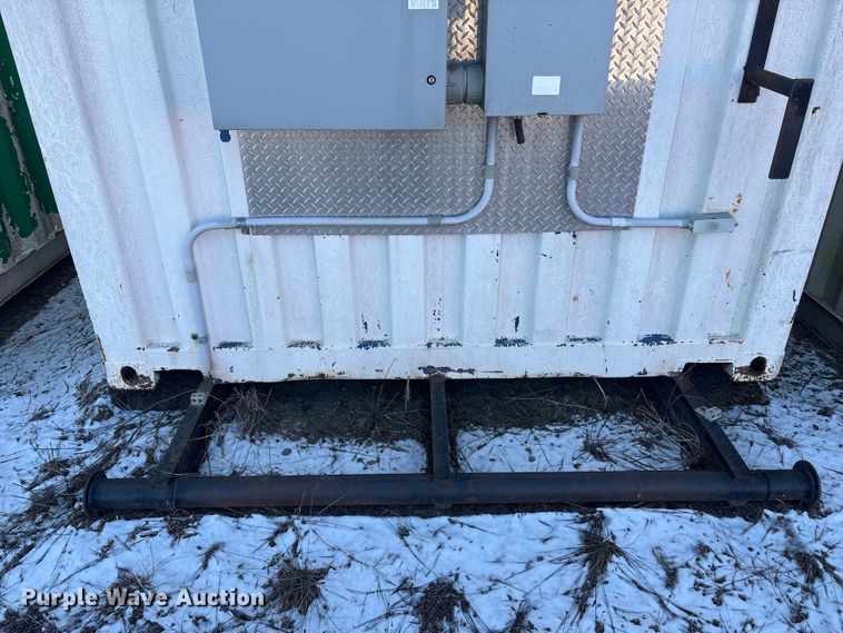 image for item DT2825 2008 water tank container