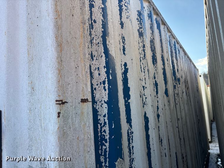 image for item DT2825 2008 water tank container