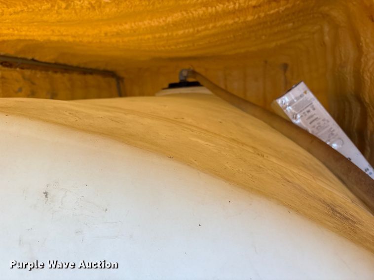 image for item DT2825 2008 water tank container