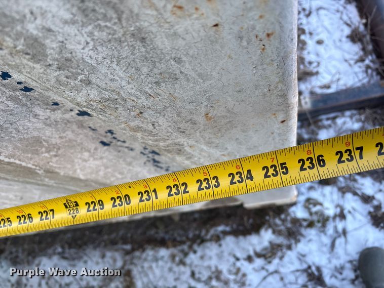 image for item DT2825 2008 water tank container