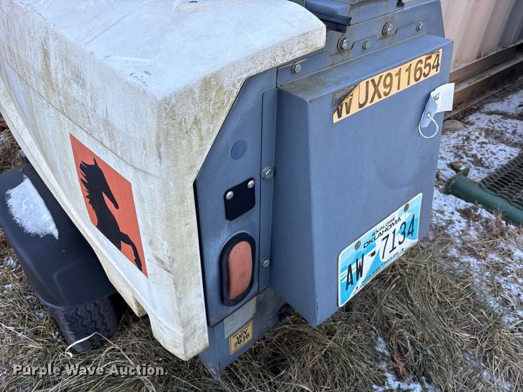 image for item DT2832 (2) light plants