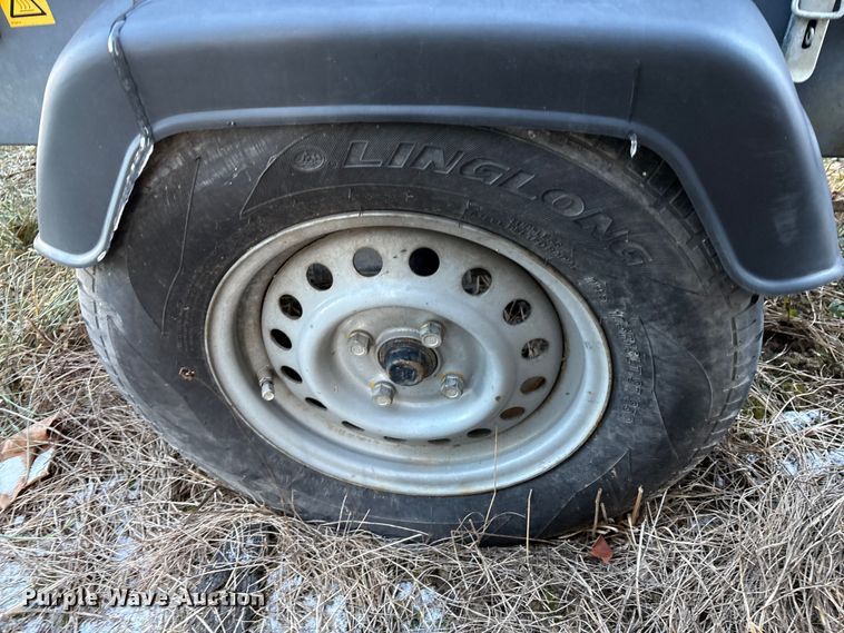 image for item DT2832 (2) light plants