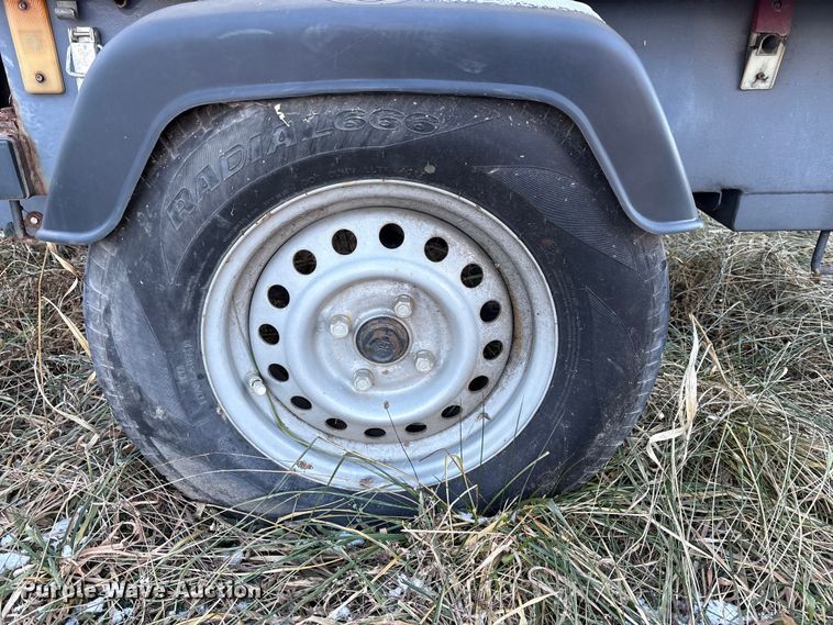 image for item DT2832 (2) light plants