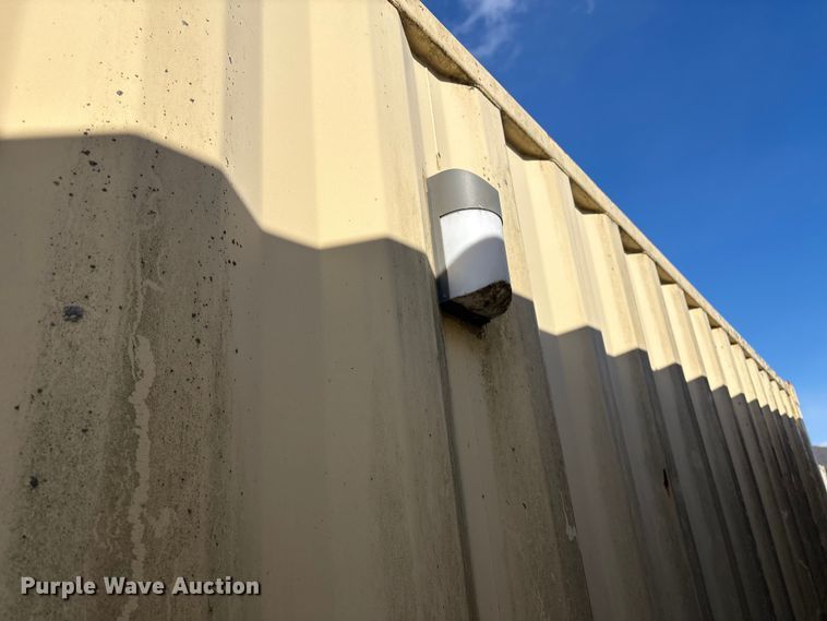 image for item DT2833 2010 mobile laundry container