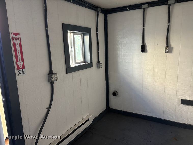 image for item DT2833 2010 mobile laundry container