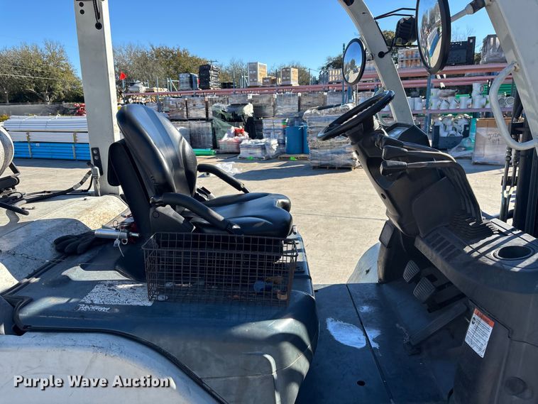 image for item DU0343 2016 UniCarriers PF80YLP forklift