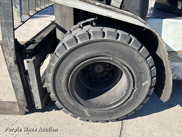 image for item DU0343 2016 UniCarriers PF80YLP forklift