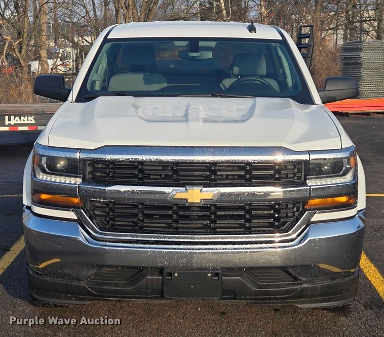 image for item DU2671 2018 Chevrolet Silverado 1500 Ext. Cab pickup truck