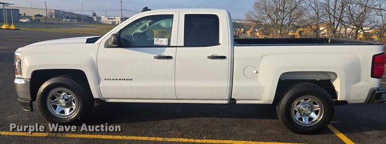 image for item DU2671 2018 Chevrolet Silverado 1500 Ext. Cab pickup truck