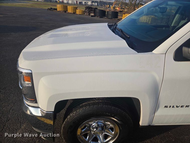 image for item DU2671 2018 Chevrolet Silverado 1500 Ext. Cab pickup truck