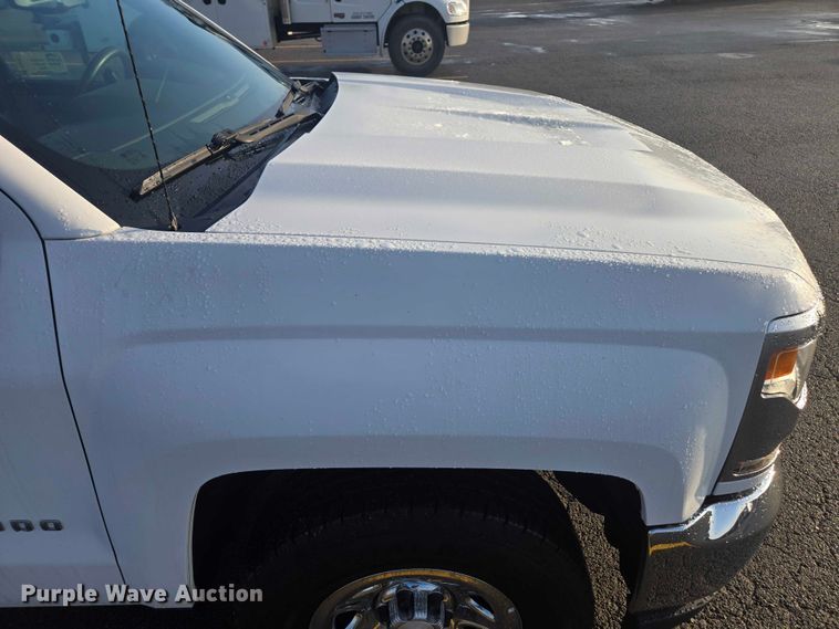 image for item DU2671 2018 Chevrolet Silverado 1500 Ext. Cab pickup truck