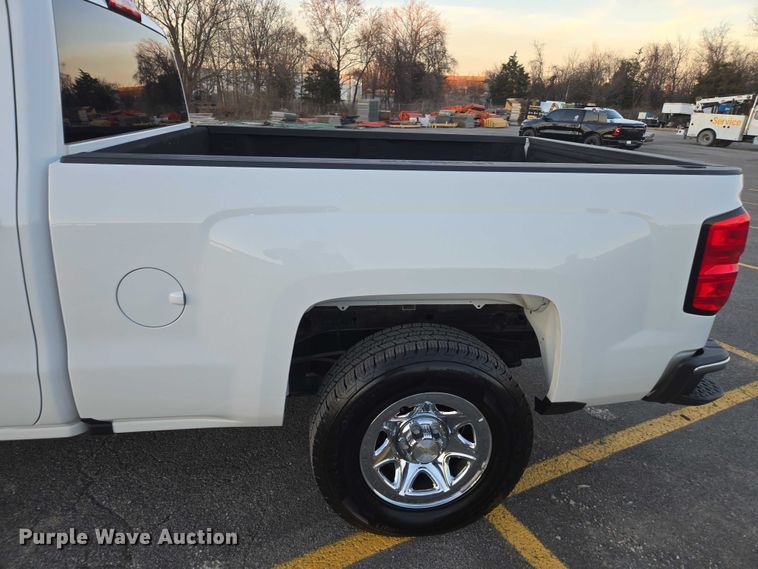 image for item DU2671 2018 Chevrolet Silverado 1500 Ext. Cab pickup truck